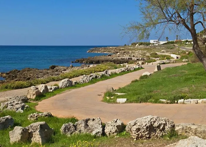 Stanze Villa Morosini Torre San Giovanni Percorso Cammino Salento